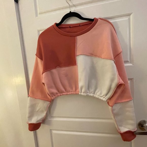 Pink & White Cropped Color Block Sweater - Picture 3 of 3